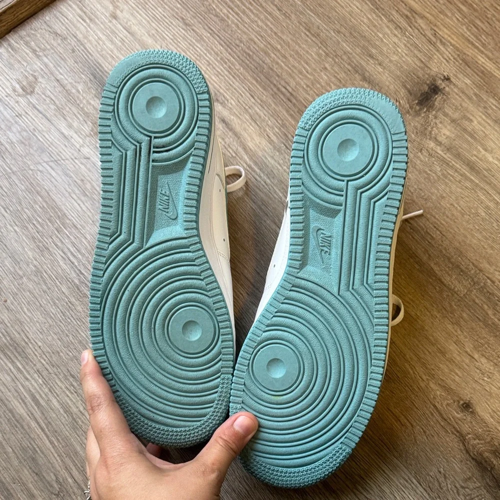 Nike White and Teal Athletic Shoes - Picture 6 of 6